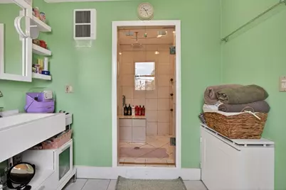 8 Essex St, Swampscott, MA 01907 - Photo 11