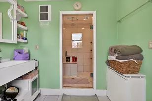 8 Essex St, Swampscott, MA 01907 - Photo 11