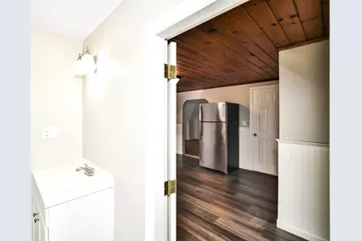 37 Wilbur St #2, Taunton, MA 02780 - Photo 5