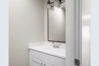 131 Pilling St #131, Haverhill, MA 01832 - Photo 17