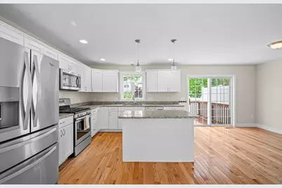 131 Pilling St #131, Haverhill, MA 01832 - Photo 7