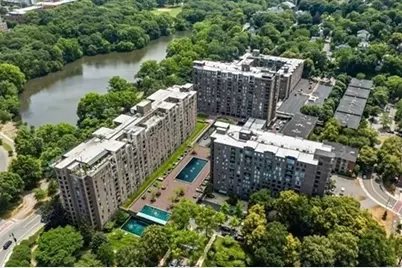 77 Pond Ave #307, Brookline, MA 02445 - Photo 7