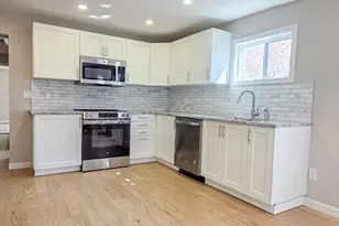 44 Vernon St, Rockland, MA 02370 - Photo 5