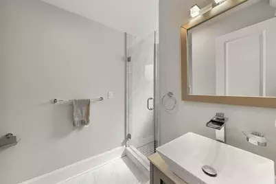 209 Green #1, Cambridge, MA 02139 - Photo 17