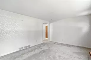 313 Plain St, Bridgewater, MA 02324 - Photo 19