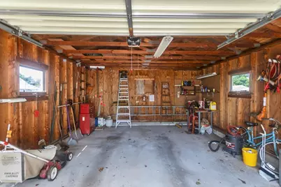 111 Woodcrest Circle, Chicopee, MA 01020 - Photo 19