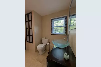 52 Alford St, New Bedford, MA 02745 - Photo 27