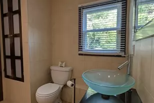 52 Alford St, New Bedford, MA 02745 - Photo 29