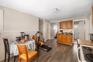 25 Almont Ave, Worcester, MA 01604 - Photo 11