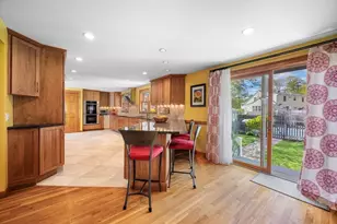 7 Patti Rd, Beverly, MA 01915 - Photo 3