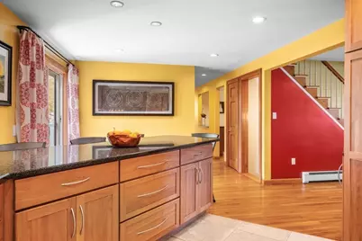 7 Patti Rd, Beverly, MA 01915 - Photo 9