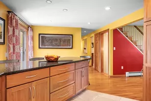7 Patti Rd, Beverly, MA 01915 - Photo 9
