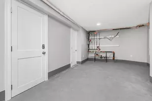 66 Stanley St, Boston, MA 02125 - Photo 19