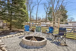 5 Crestwood Ave, Plainville, MA 02762 - Photo 21