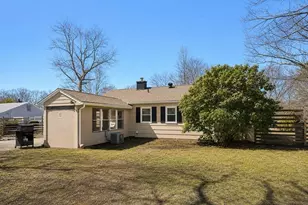 5 Crestwood Ave, Plainville, MA 02762 - Photo 25
