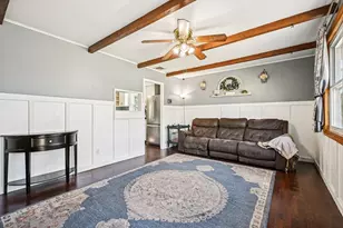 5 Crestwood Ave, Plainville, MA 02762 - Photo 7