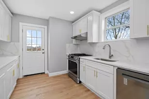 66 Stanley St, Boston, MA 02125 - Photo 3