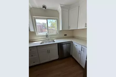 12-14 Kippy Drive #1stFlr, Newton, MA 02468 - Photo 15