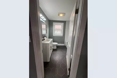 2 Columbia Blvd, Peabody, MA 01960 - Photo 11