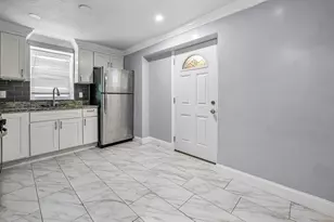 30 Mount Everett, Boston, MA 02125 - Photo 5