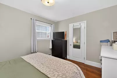 112 H St #1, Boston, MA 02127 - Photo 11