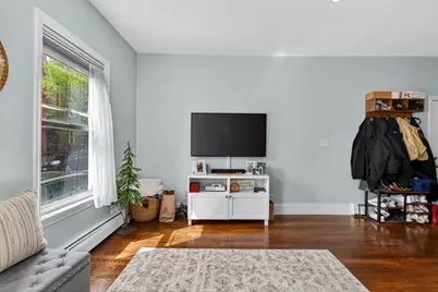 112 H St #1, Boston, MA 02127 - Photo 3