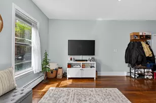 112 H St, Boston, MA 02127 - Photo 3