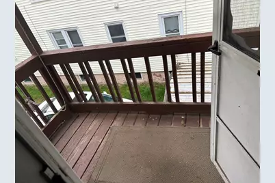 194-196 W Franklin St #2, Holyoke, MA 01040 - Photo 5