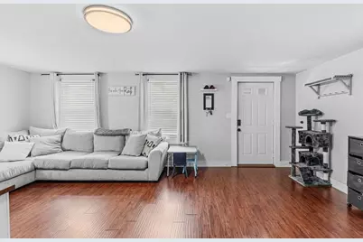 38 Liberty St, New Bedford, MA 02740 - Photo 5