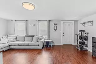 38 Liberty St, New Bedford, MA 02740 - Photo 5