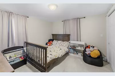 38 Liberty St, New Bedford, MA 02740 - Photo 23