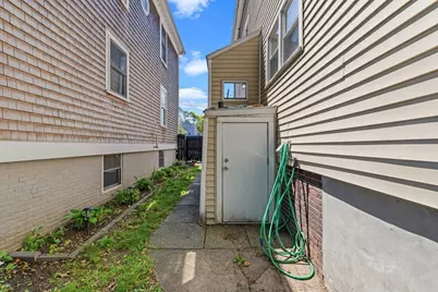 38 Liberty St, New Bedford, MA 02740 - Photo 31