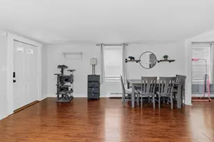 38 Liberty St, New Bedford, MA 02740 - Photo 9
