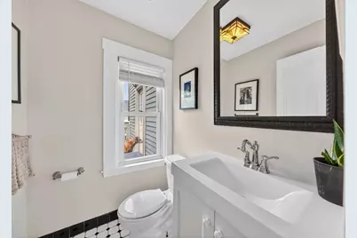 95 Orange St, Boston, MA 02131 - Photo 19