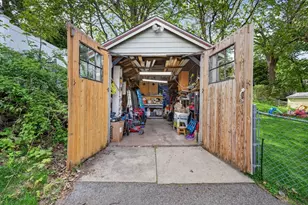95 Orange St, Boston, MA 02131 - Photo 25