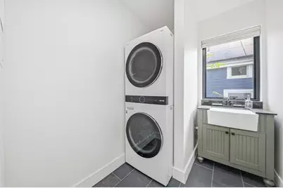 284 Webster St, Newton, MA 02466 - Photo 17
