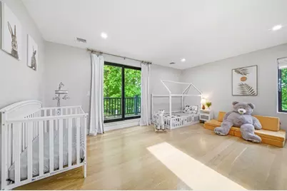 284 Webster St, Newton, MA 02466 - Photo 21