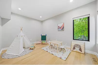284 Webster St, Newton, MA 02466 - Photo 13