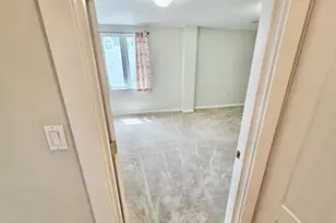 100 Marina Dr, Quincy, MA 02171 - Photo 25