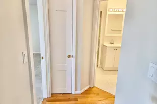 100 Marina Dr, Quincy, MA 02171 - Photo 21