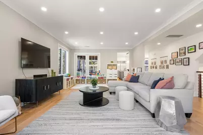 80 Verndale St #80, Brookline, MA 02446 - Photo 3
