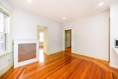 21 Hawthorne #2, Somerville, MA 02144 - Photo 5
