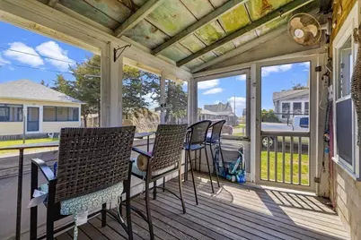 17 Island St, Mattapoisett, MA 02739 - Photo 7