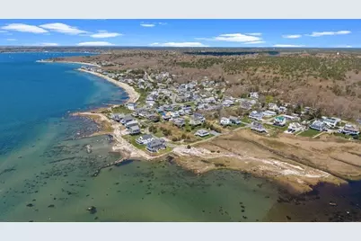 17 Island St, Mattapoisett, MA 02739 - Photo 1