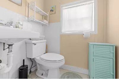 17 Island St, Mattapoisett, MA 02739 - Photo 21