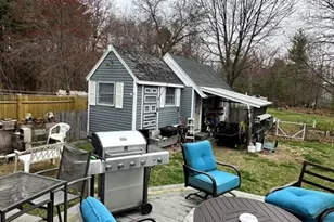 13 Collins St, Salisbury, MA 01952 - Photo 5