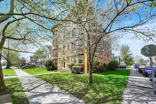 242 Fort Pleasant Ave, Springfield, MA 01108 - Photo 3