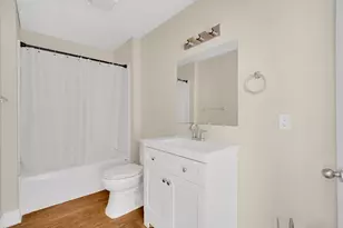242 Fort Pleasant Ave, Springfield, MA 01108 - Photo 17