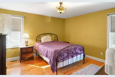 26 S Wheaton Avenue, Seekonk, MA 02771 - Photo 11