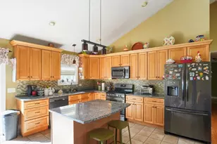26 S Wheaton Ave, Seekonk, MA 02771 - Photo 7